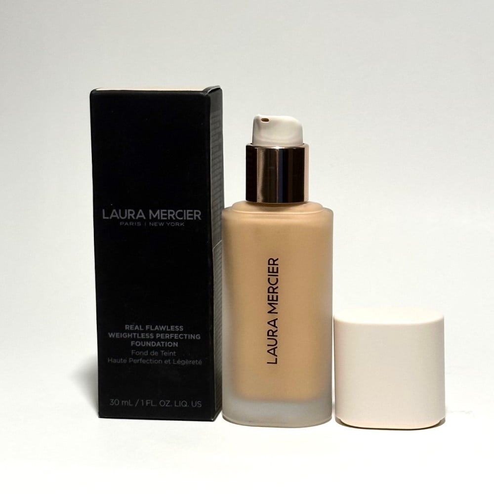 Laura Mercier Real Flawless Weightless Perfecting Foundation 2C1 Ecru