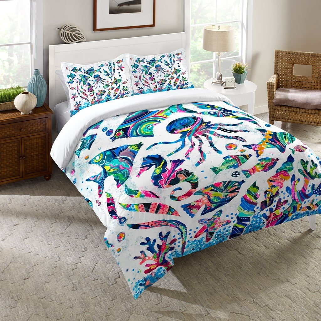 Twin White Microfiber Coastal Comforter with Colorful Fish Design