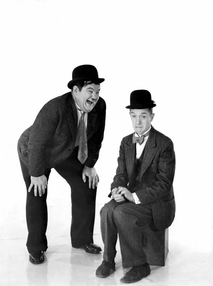 Laurel And Hardy Canvas Art - (16 x 20)