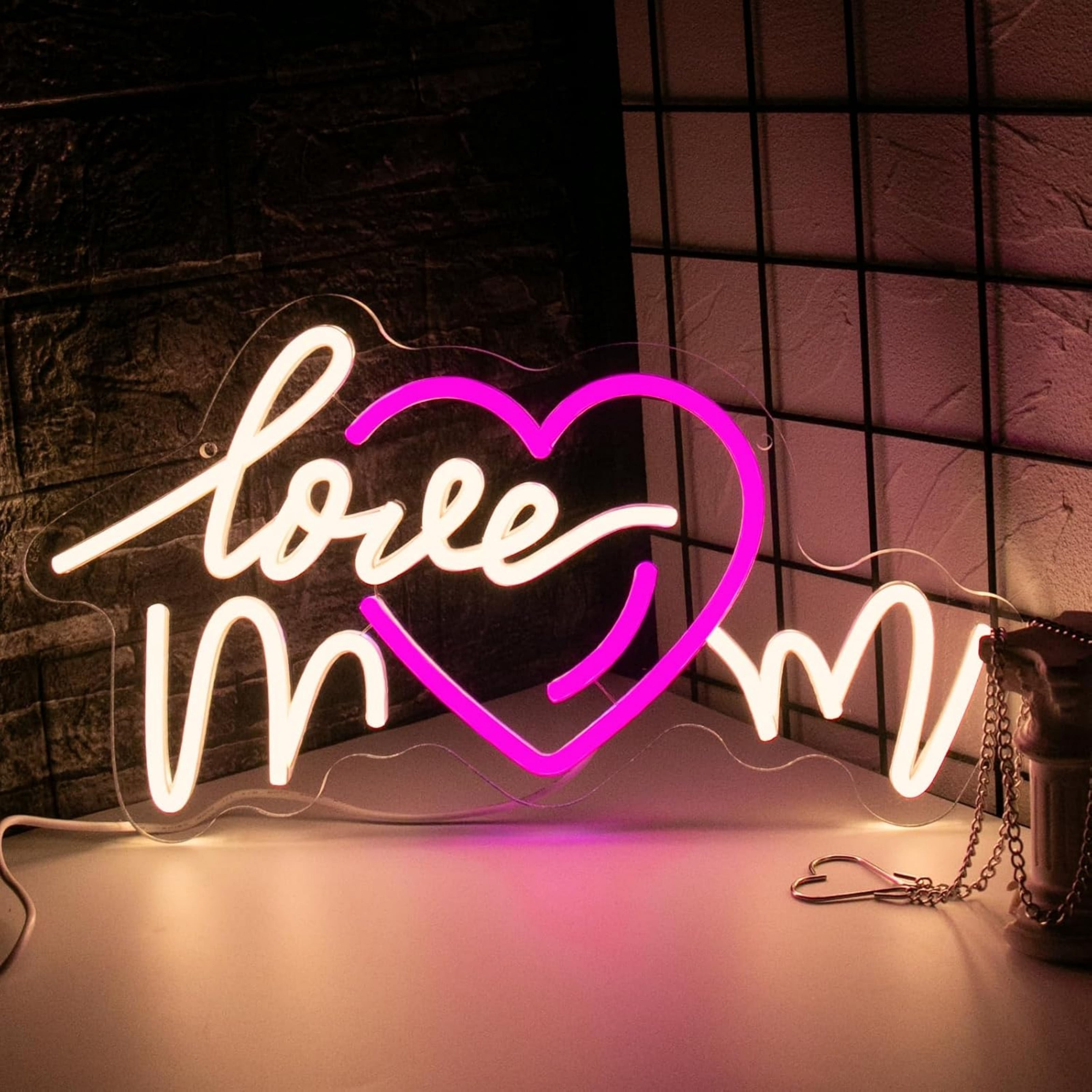 UPONRAY Love Mom Neon Signs, 15.7"*8.7" Dimmable & USB-Powered LED Neon Light, Stylish Wall Decor as gifts for Mother's Day, Mother's Birthday