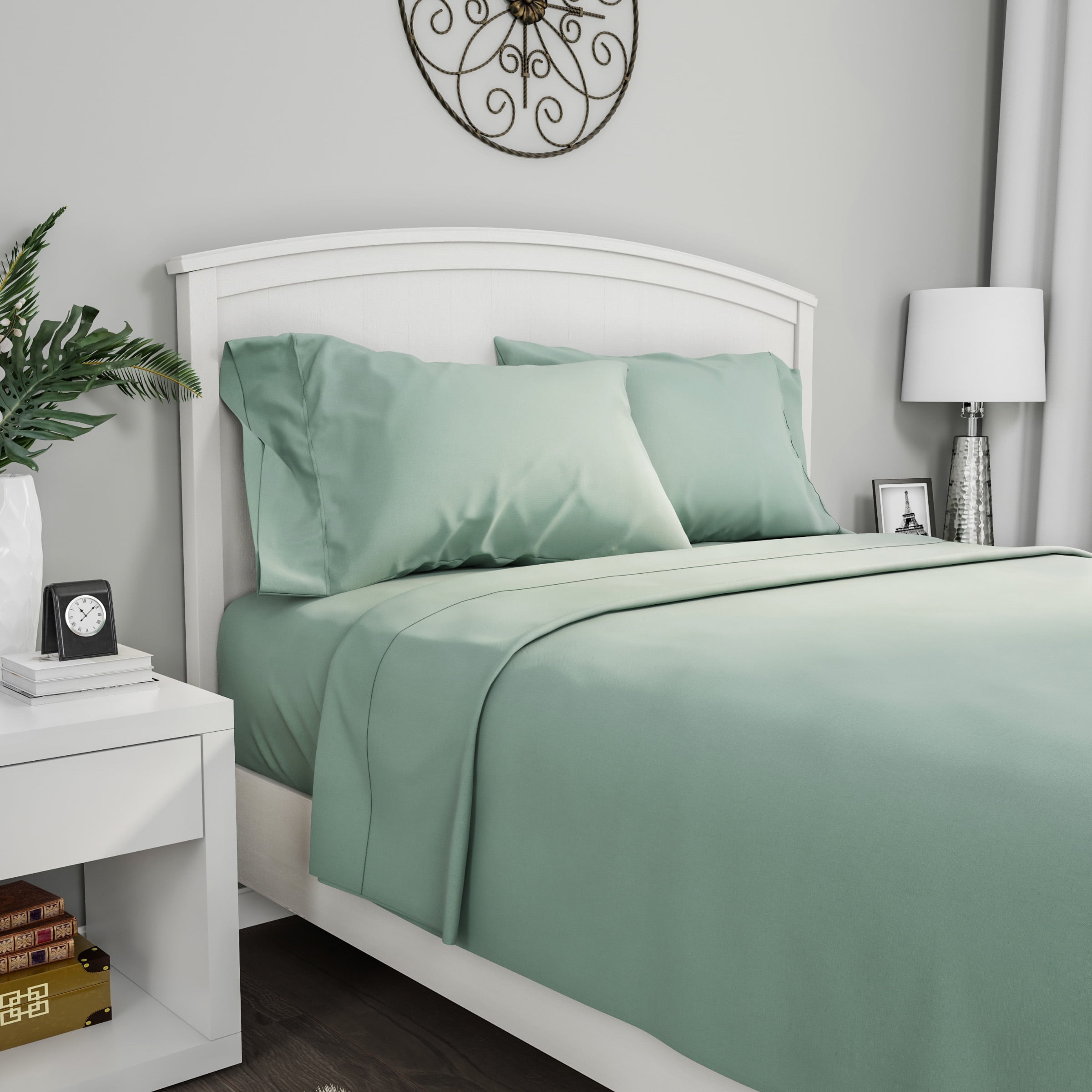 Sage Green Queen Size Microfiber Sheet Set with Pillowcases