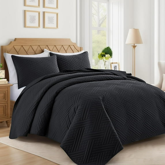 Lavsiry Black Quilt Twin Size with Striped Pattern, Lightweight Soft Summer Thin Microfiber Bedspread & Coverlet Bedding Set for All Seasons - 2 Piece(1 Quilt, 1 Pillow Sham)