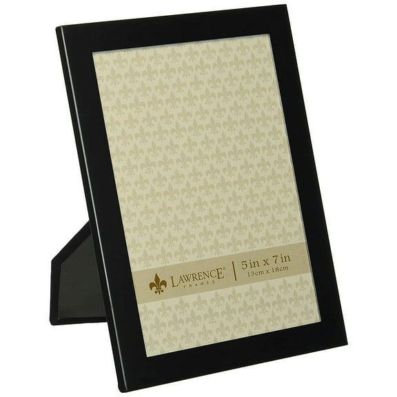 Black aluminum 5x7 frame in a simple and clean silhouette - 5x7