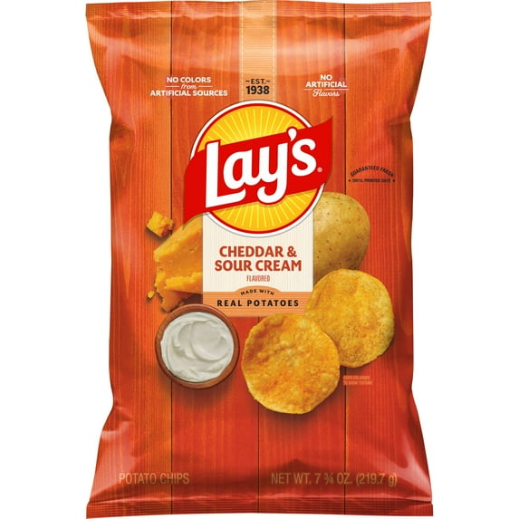 Lay's Potato Chips, Cheddar & Sour Cream, 7.75 oz Bag