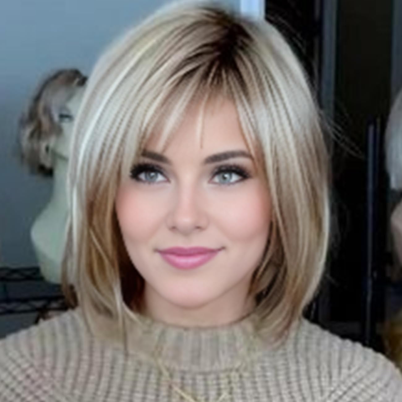 Layered Blonde Balayage Bob Wig for Women Medium Length Straight Synthetic Hair with Bangs Ombre Platinum Brown