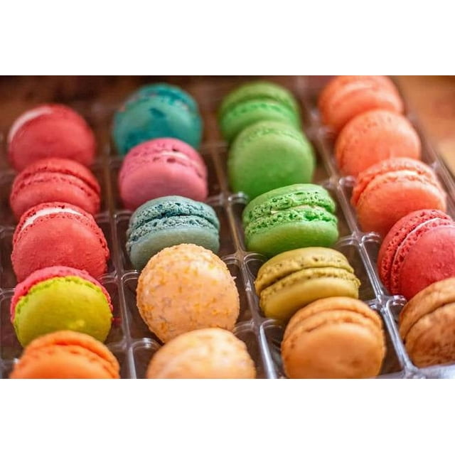 Le Macaron French Pastries Macarons Regular Boxes Box of 6 Macarons