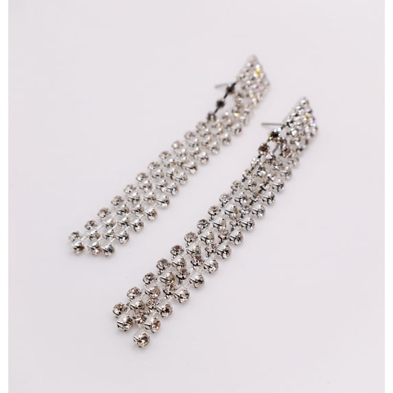 Veylira White Gold Dazzling Cascade Diamond Earrings