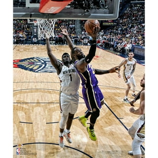 Los Angeles Lakes Kobe Bryant Dunk on Lebron James Poster (24x36