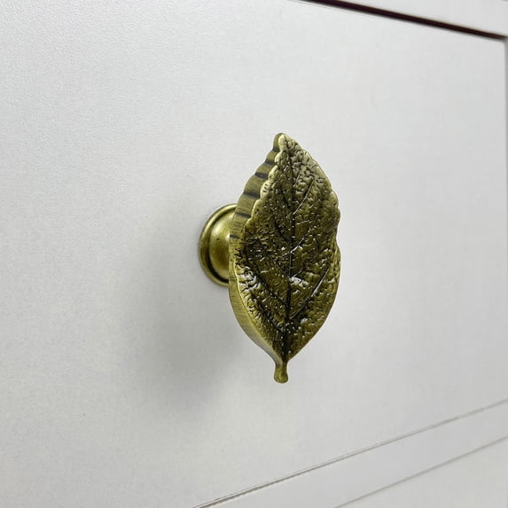 Leaf Shape Zinc Alloy Furniture Handle Door Cabinets Knobs for Children Room