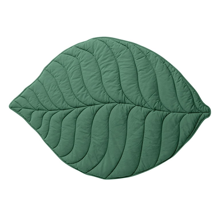 https://i5.walmartimages.com/seo/Leaf-Shaped-Cotton-Dog-Blankets-Small-Medium-Large-Dogs-56-3-42-1-Pet-Mat-Bed-Machine-Washable-Christmas-Puppy-Blanket-Couch-Protection-Soft-Throw-Pa_b0cf6b94-5067-40bf-8476-62b0ff5444d0.b93e368ea433bc49f2416e1a7668e2f9.jpeg?odnHeight=768&odnWidth=768&odnBg=FFFFFF