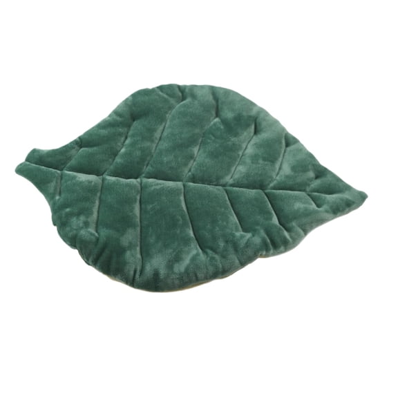 Leaf Shaped Self-Warming Cat Mat Velvet Soft Warm Pet Pad Blanket Non- Cozy Mattress for Indoor Cats Small Dogs Bed Couch Sofa Floors Pet Owners