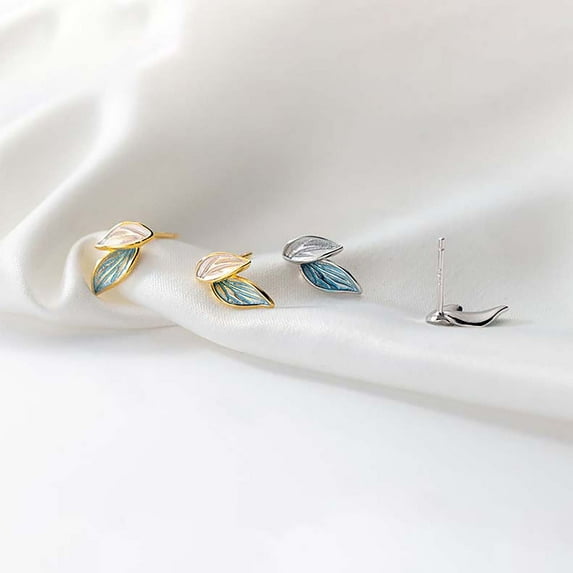 Leaf Stud Earrings in Sterling Silver,Gold,Silver,Small Leaf Stud,Dainty Plant Leaf Earrings,Simple Everyday Earrings,Nature Inspired Earrings