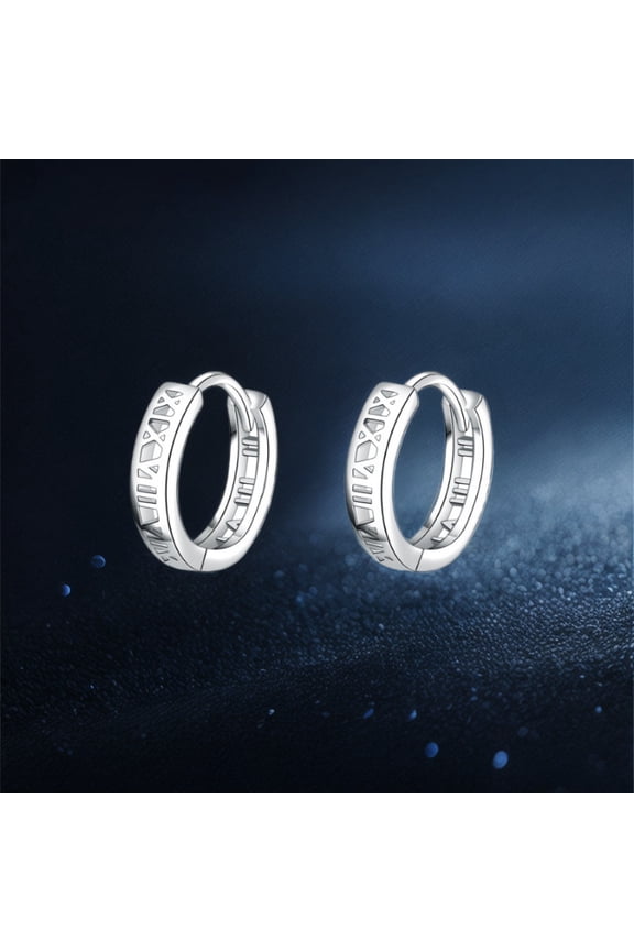 's 925 sterling silver vintage romantic Roman earrings, featuring geometric hollow earrings, are luxurious yet stylishly simple, complementing any outfit and perfect for everyday wear.