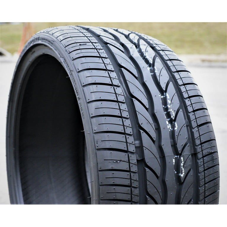 88 UHP 225/35R19 Leao Sport Lion W Tire