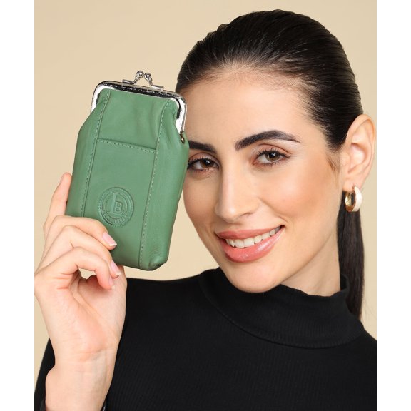 Leather Cigarette Case Pack Holder Regular or 100's Lighter Pocket, Soft Green