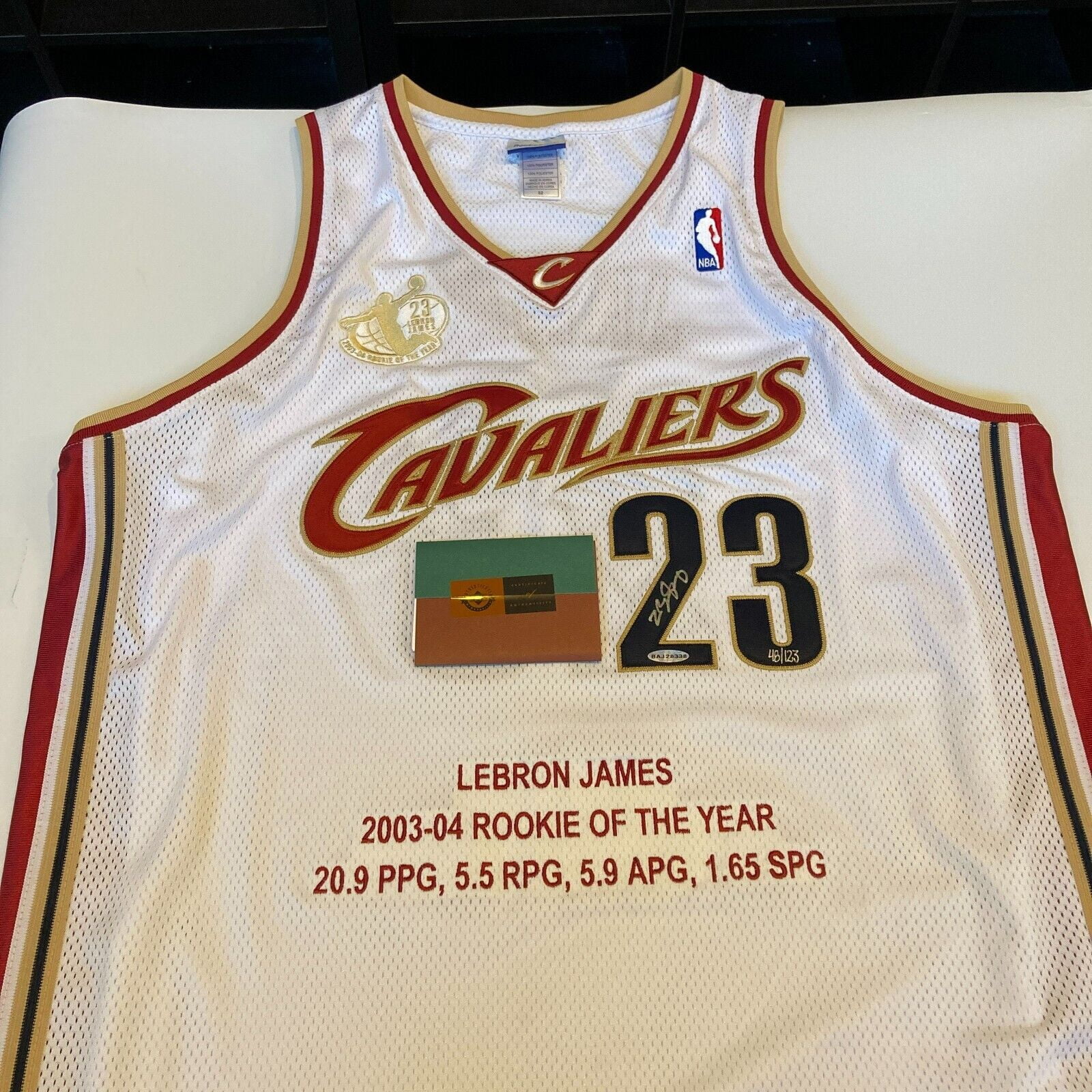 Lebron James 2003 Rookie Of The Year Signed Cleveland Cavaliers Jersey