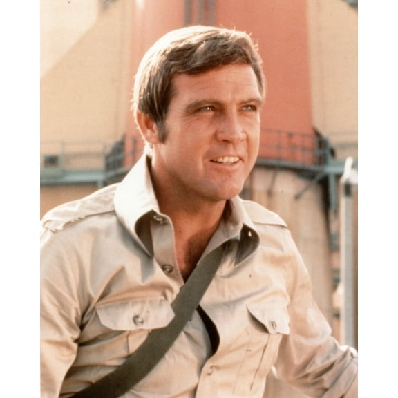 Lee Majors 24X36 Classic Hollywood Poster As Steve Austin The Six Million Dollar Man