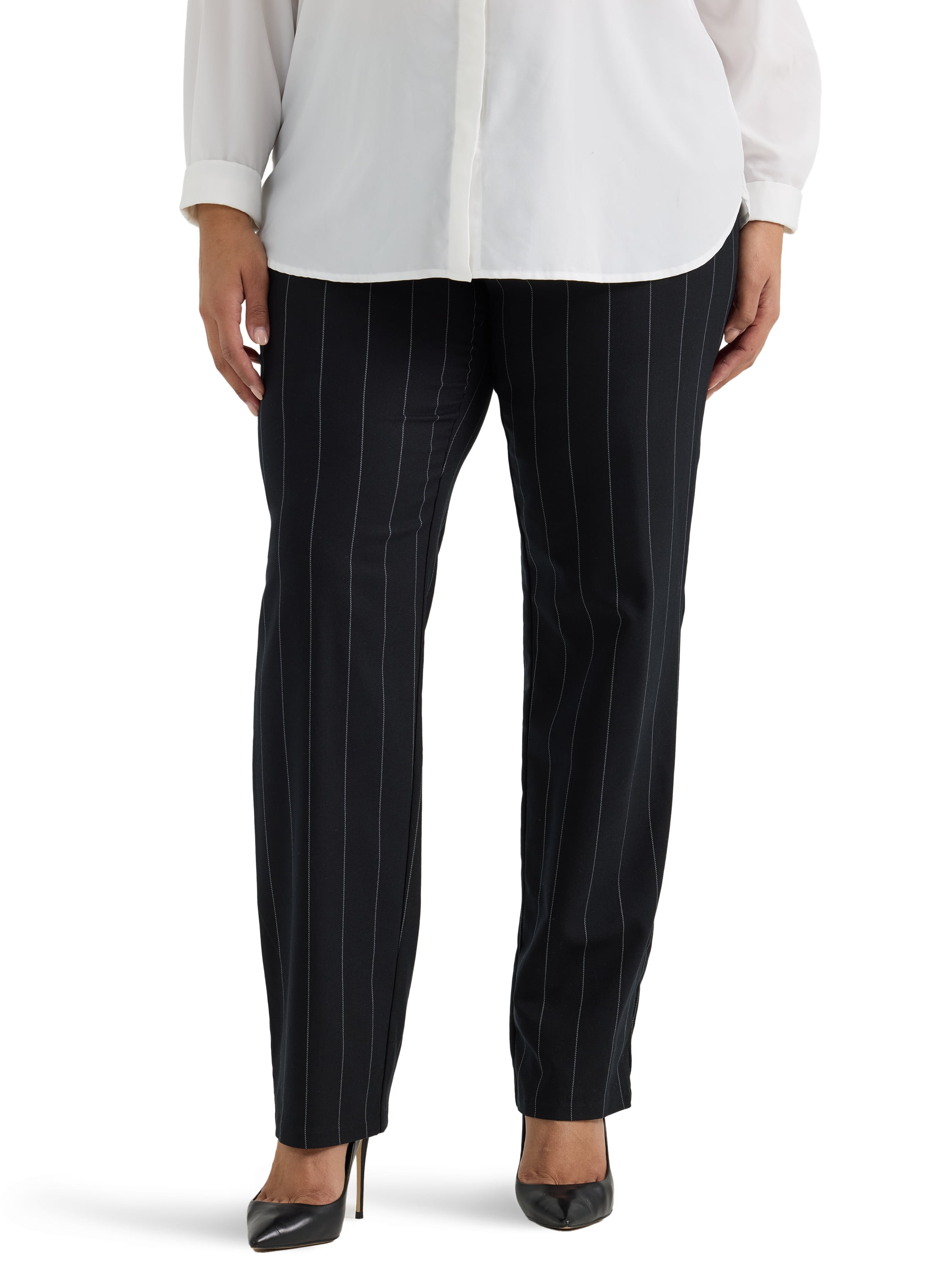 Lee Women's Plus Wrinkle Free Relaxed Fit Straight Leg Pant, Sizes 14-30
