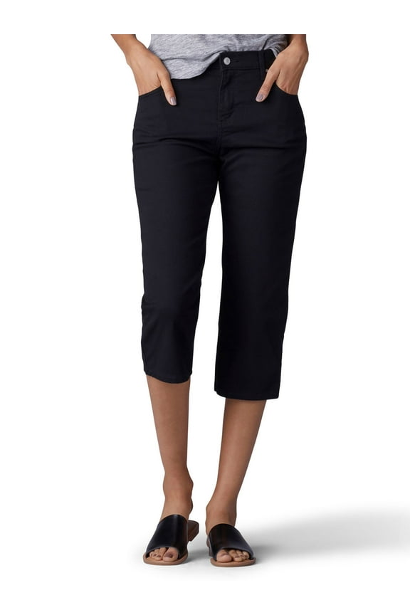 Women's Relaxed Fit Capri Jean, Black, 18