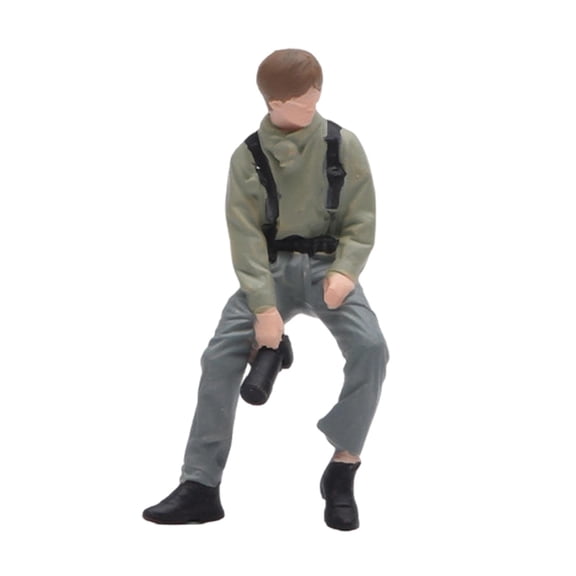 LeeQinersw 1/64 Scale Male Photographer Model 3D Character Figurine Dioramas Tiny People Model Sitting Photographer Figure for DIY Scene