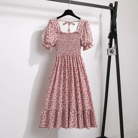2023 Summer Fragmented Flower Dresses for Women Short Sleeve Pleated Square Neck Elastic Dress Bohemian Womens Dresses for Beach