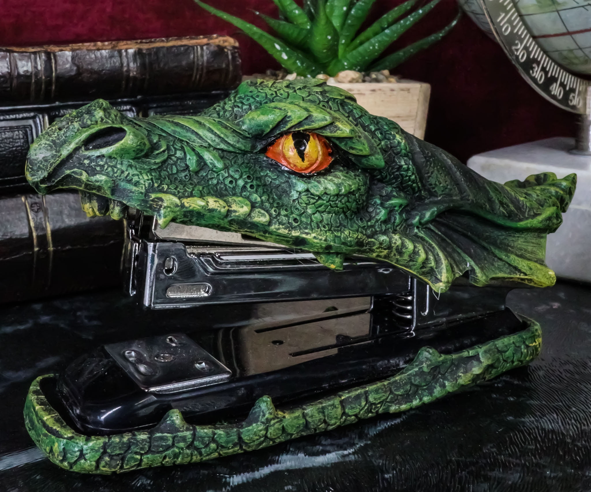Legendary Green Fire Dragon Head Stapler Light Duty Office Desktop Stationery