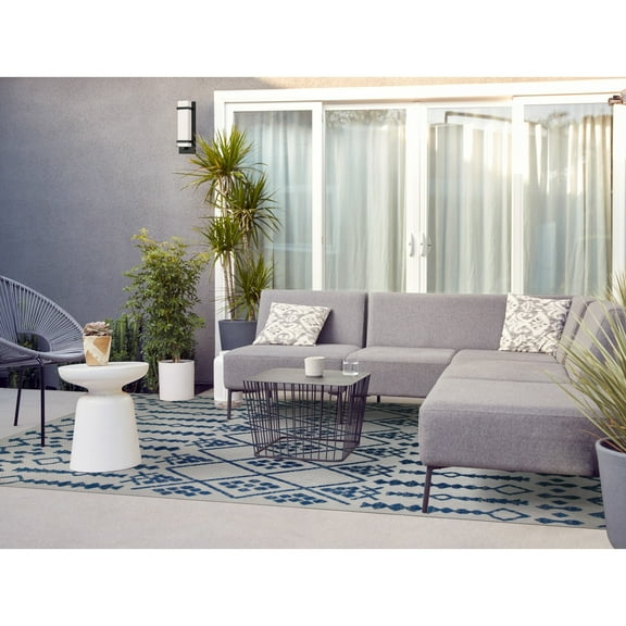 Leick Home Cusp Rectangle Gray with Blue Indoor/Outdoor Area Rugs, 6'7" x 9'6"