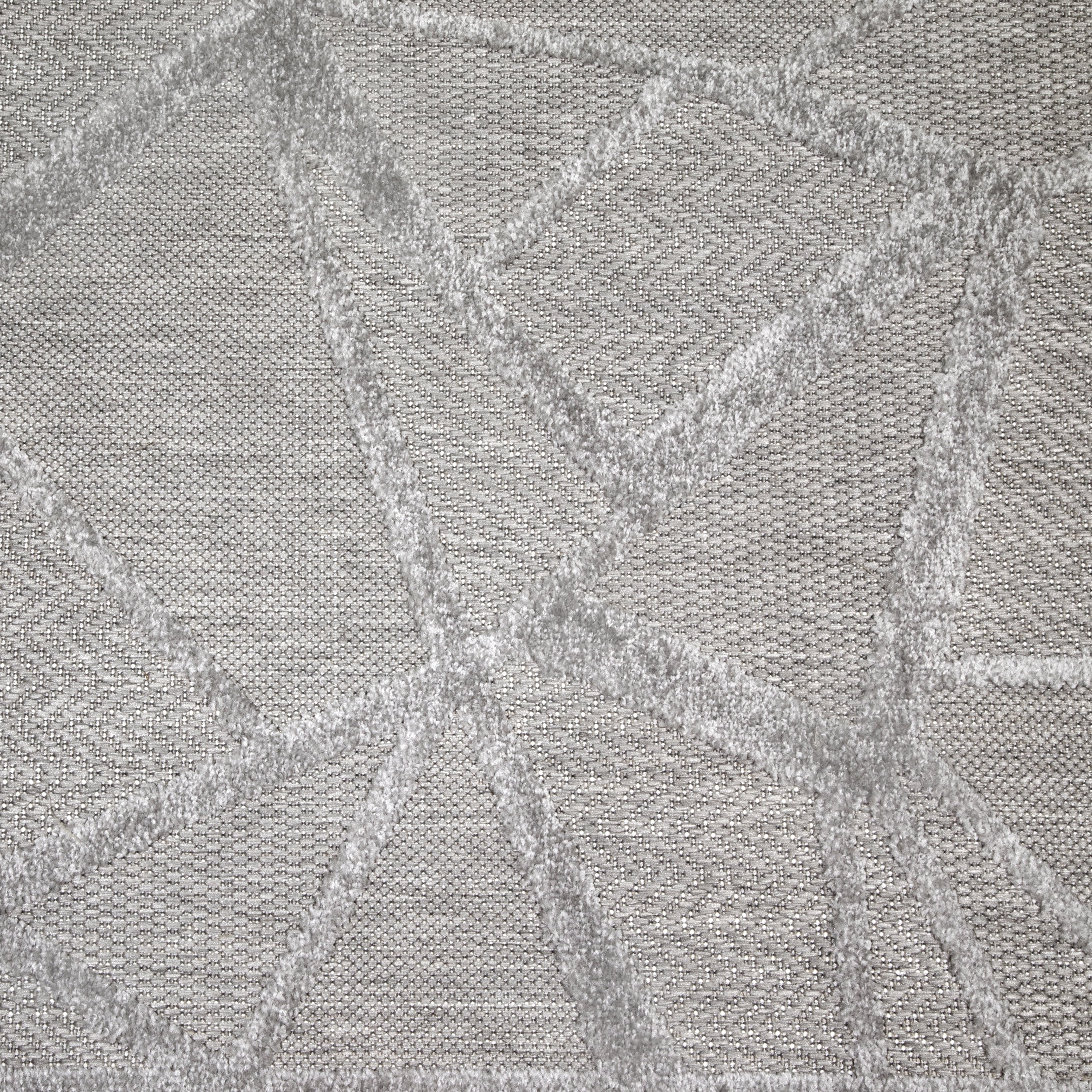 Modern Geometric Dual-Tone Gray Synthetic 4'x6' Area Rug