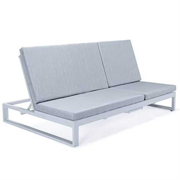 LeisureMod Chelsea Convertible Lounge Reclining Double Chaise With Cushions