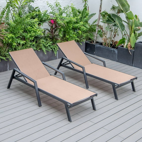 LeisureMod Marlin Poolside Outdoor Patio Lawn and Garden Modern Black Powder Coated Aluminum Frame Suntan Sling Chaise Lounge Chair with Armrests, Set of 2 (Light Brown)