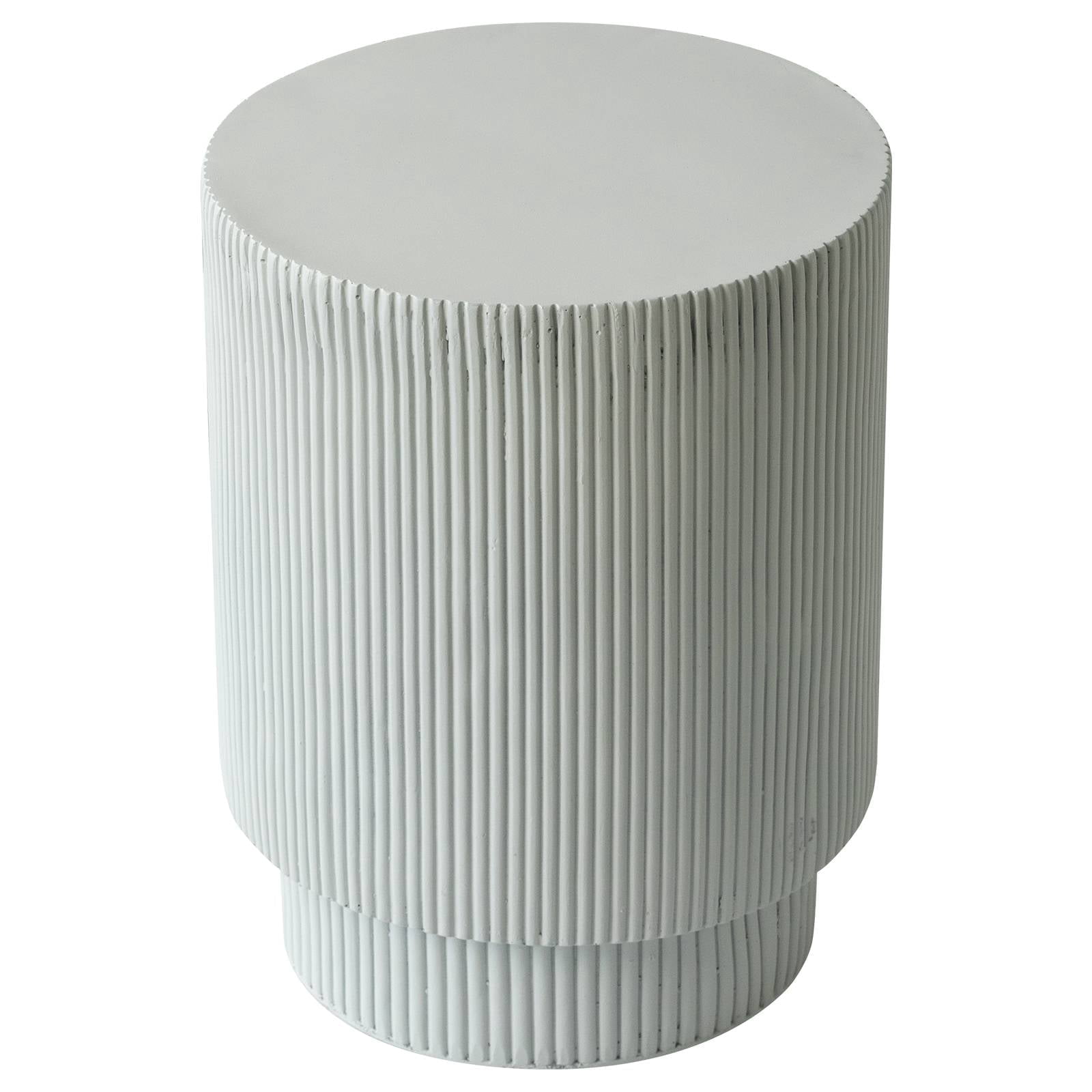 LeisureMod Modern Side Table Round Fiberstone Top Accent End Table for Home, Outdoor Patio, Living Room Sofa, Weather-Resistant, Eden Series in Light Grey