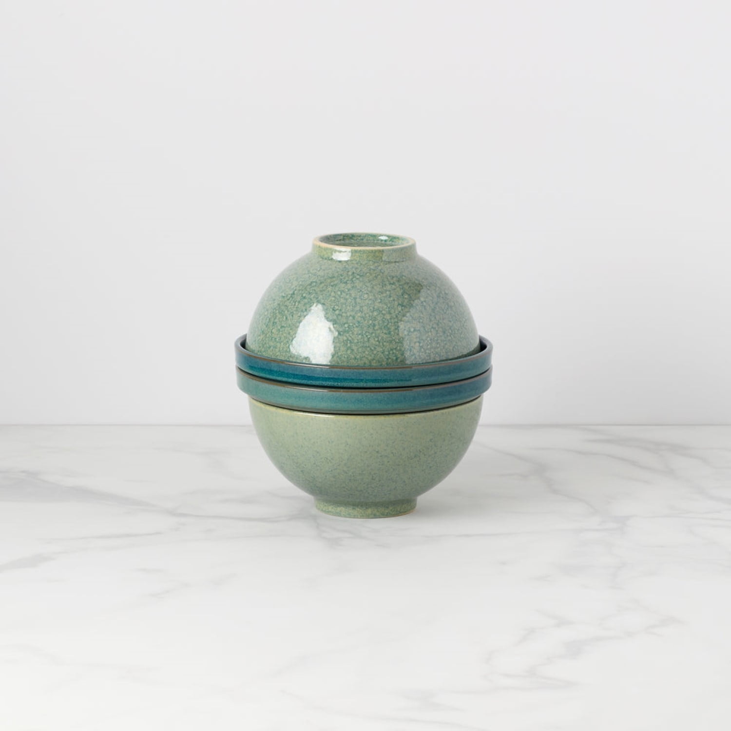 Green and White Ceramic 8-Piece Nesting Dinnerware Set
