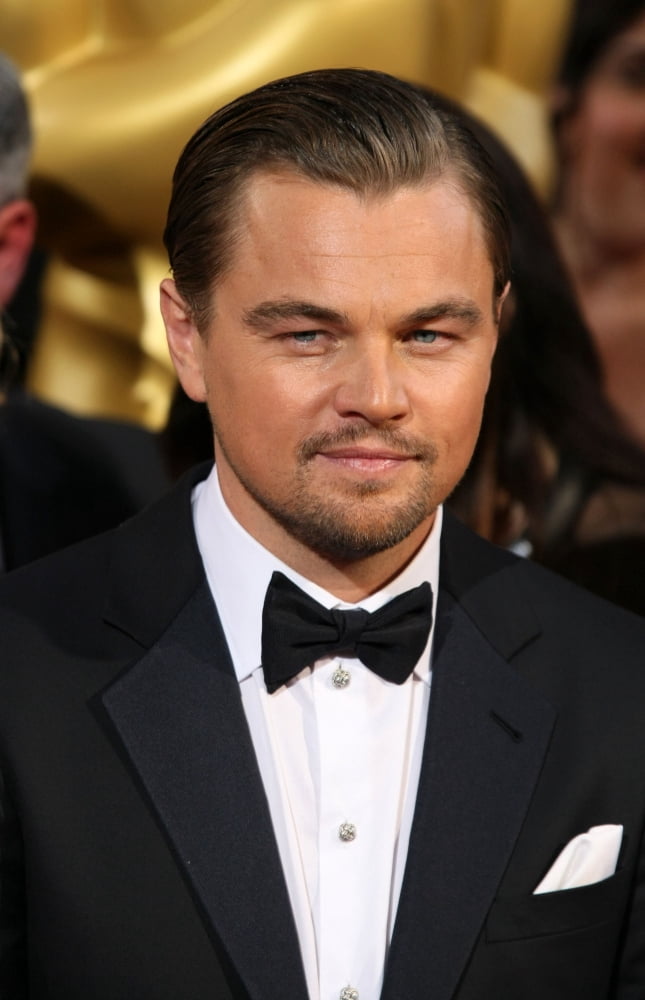 Leonardo Dicaprio At Arrivals For The 86Th Annual Academy Awards - Arrivals 1 - Oscars 2014 Canvas Art - (16 x 20)