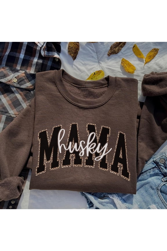 Leopard Husky Mama Sweatshirt, Animal Print Siberian Husky Mom Sweater, Preppy Husky Lover , Trendy Husky Dog Mom Crewneck