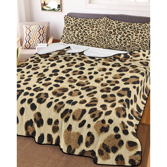 Leopard King Size Down Alternative Comforter, Lightweight Comforter Quilt Bedding Set with Pillow Shams Brown Animals Art Modern Farmhouse All Seasons Bed Comforter Duvet Insert 96"x106"