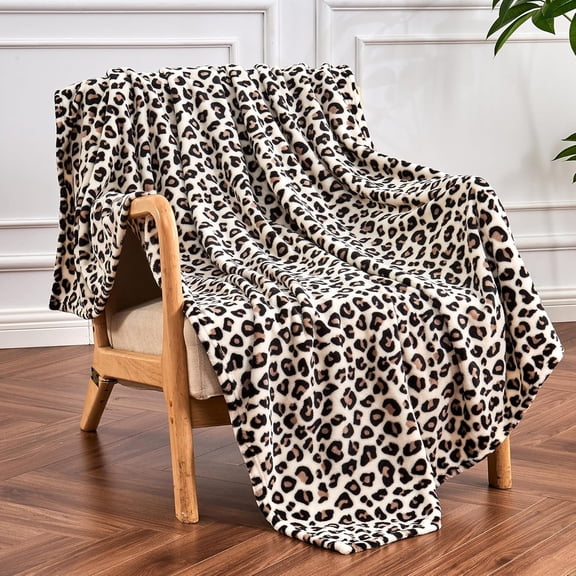 Leopard Print Blanket Fleece Throw for Bed Sofa Travel and Camping, Super Soft Cozy Fluffy Plush Cheetah Print Blanket for All Seasons 50"x60" (Cream)