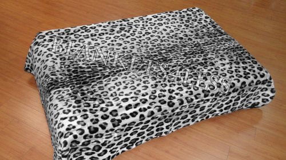Leopard Print Grey And Black Mink Blanket (Queen)