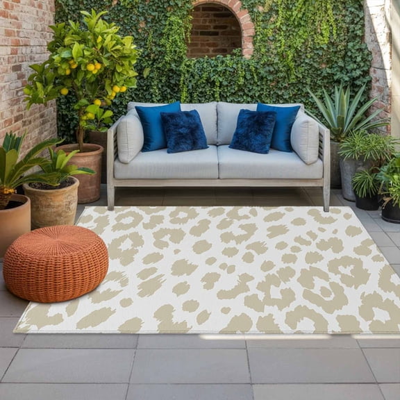 Leopard Print Indoor Outdoor Rugs 4x6 Ft, Morandi Style Creamy Beige Leopard Print Country Outdoor Patio Rugs Mat Washable Outside Area Rugs Carpet for Porch Deck RV Camping Pool Balcony Backyard