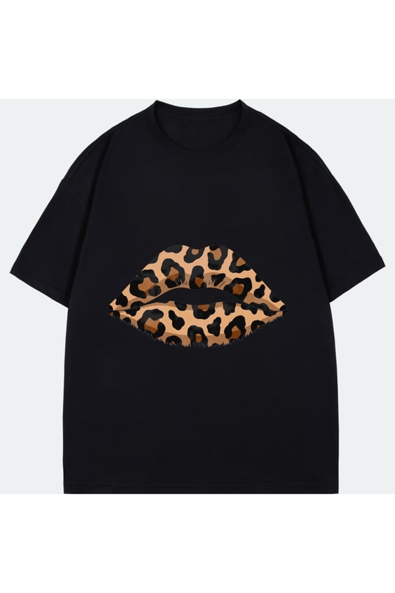 Leopard Print Lips T-Shirt Black Animal Pattern Graphic Tee For Casual Wear And Fashion Statements