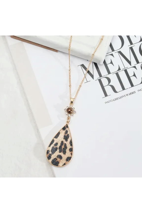 Leopard Snakeskin Teardrop Long Chain Pendant Necklace for Women Fashion Jewelry