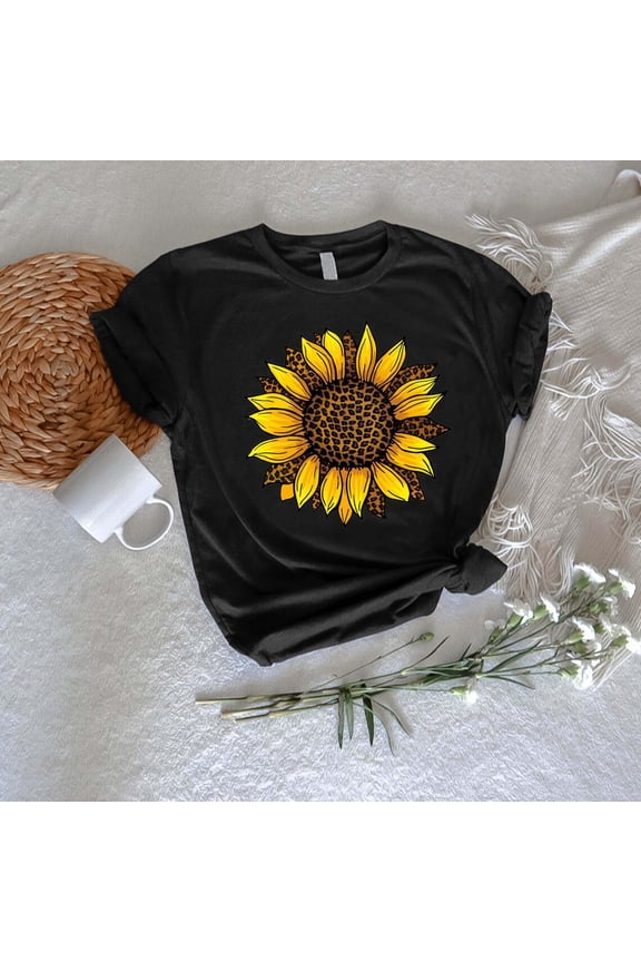 Leopard Sunflower Graphic Tee: Boho Country Western Women's T-Shirt TSHIRT All Size S-5XL