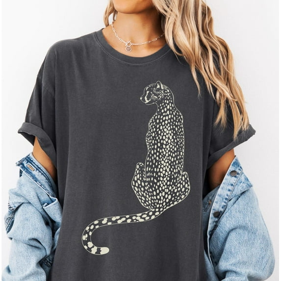 Leopard T-shirt, Large Graphic Printed Leopard Image Shirt, Boho Style Leopard Tee, Jungle Shirt, Oversized Trendy Shirt