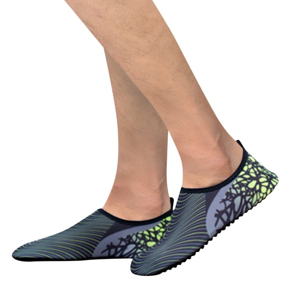 Leozcaa Water Shoes for Men Quick-Dry Aqua Socks Swim Beach Barefoot Yoga Exercise Wear Sport Accessories