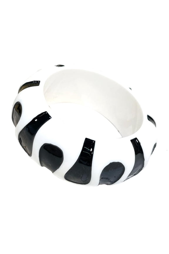 Elegant Polkas Dot Designs Bracelet for Women 6.4cm Inner Diameter Comfort Fit Resin Jewelry Accessory