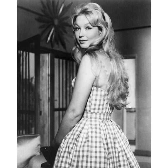 Les Canailles (Aka Riff-Raff Aka The Ruffians) Marina Vlady 1960 Photo Print (8 x 10)