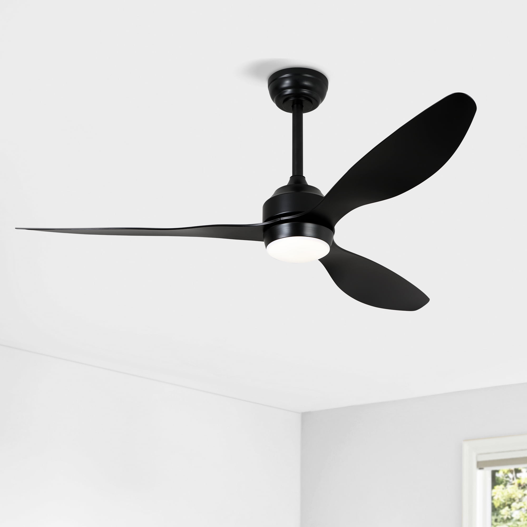 Leumius 52" Ceiling Fan with Light, Quiet DC Motor 3 ABS Blade Ceiling Fans 6 Speed Levels,Reversible Ceiling Fan for Patio Living Room Bedroom Office Black