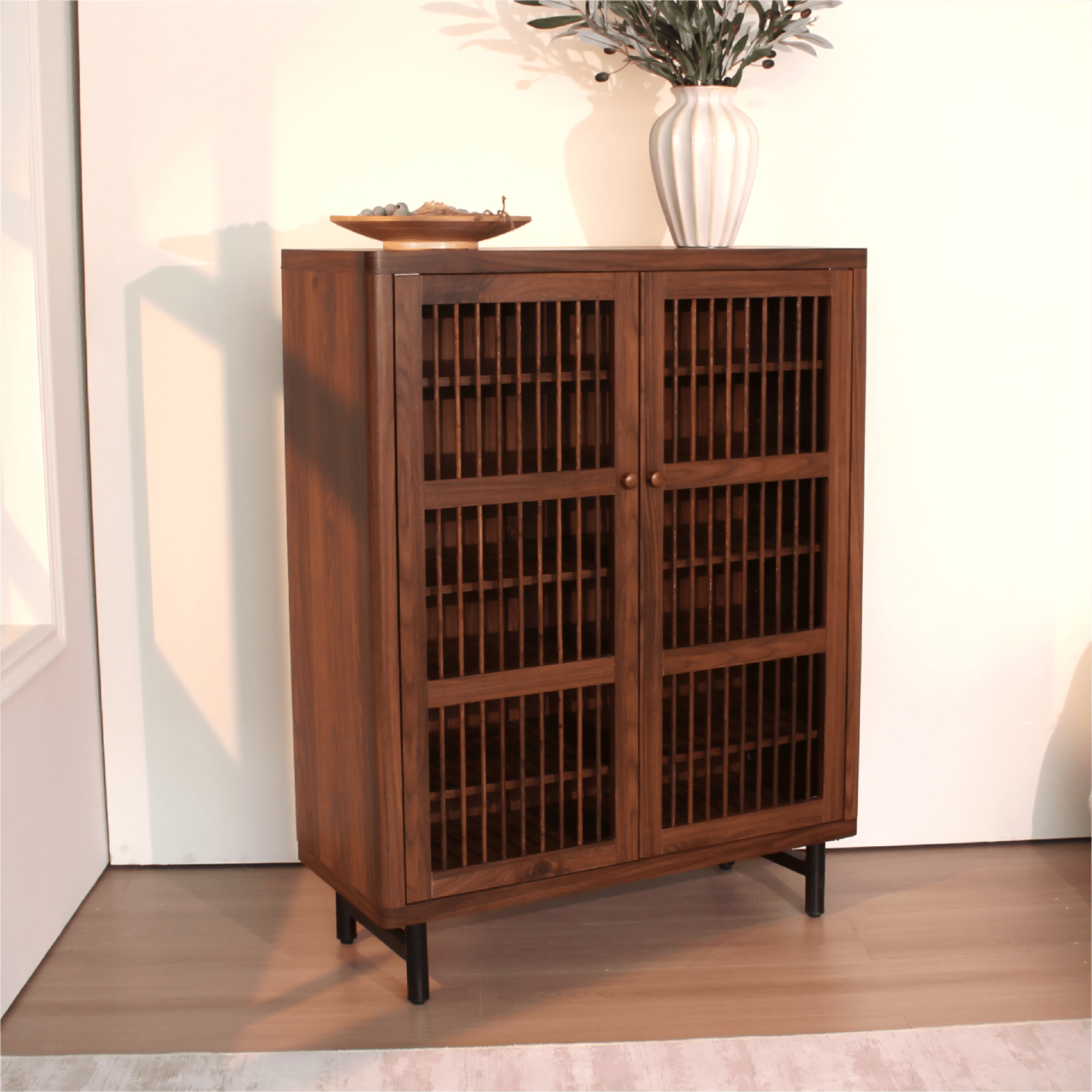 Leumius 6-Tier Wooden Shoe Cabinet with Shutter Doors, Modern Entryway Shoe Organizer with Adjustable Shelves, Freestanding Shoe Storage Rack for Entryway, Hallway and Living Room Walnut
