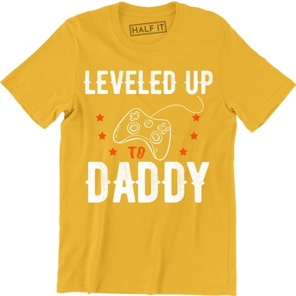 Leveled Up Daddy Gamer Baby Announcement Expecting Future Dad Gift T-Shirt