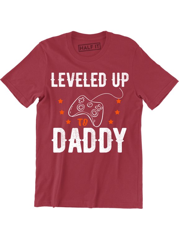 Leveled Up Daddy Gamer Baby Announcement Expecting Future Dad Gift T-Shirt