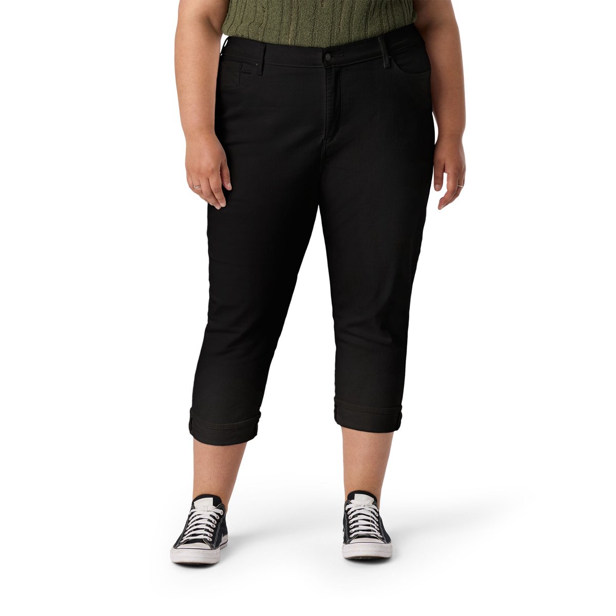 Women's and Women's Plus Mid Rise Capri